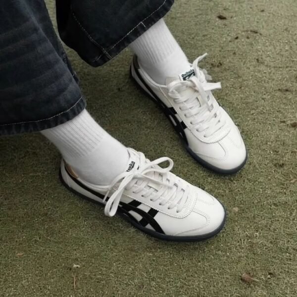 onitsuka tiger tokuten White Black Gold - Image 2