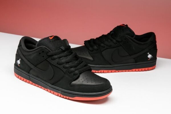 Nike SB Dunk Low "Black Pigeon" - Image 2