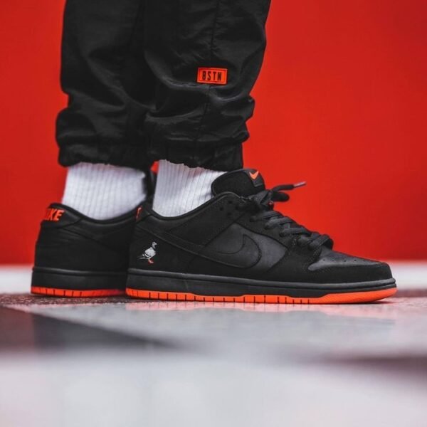 Nike SB Dunk Low "Black Pigeon" - Image 4